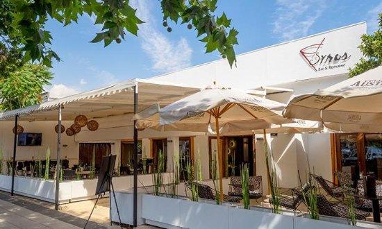 Syros Bar & Restaurant