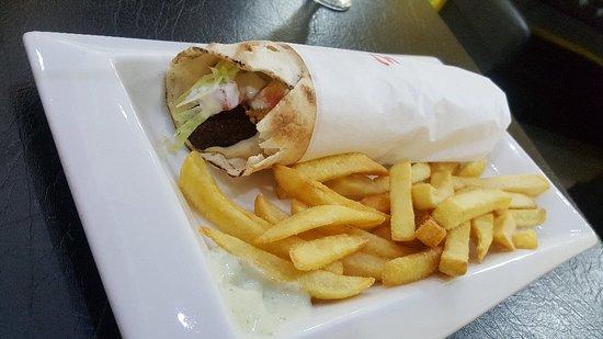 Amanda's Arepas y Shawarmas